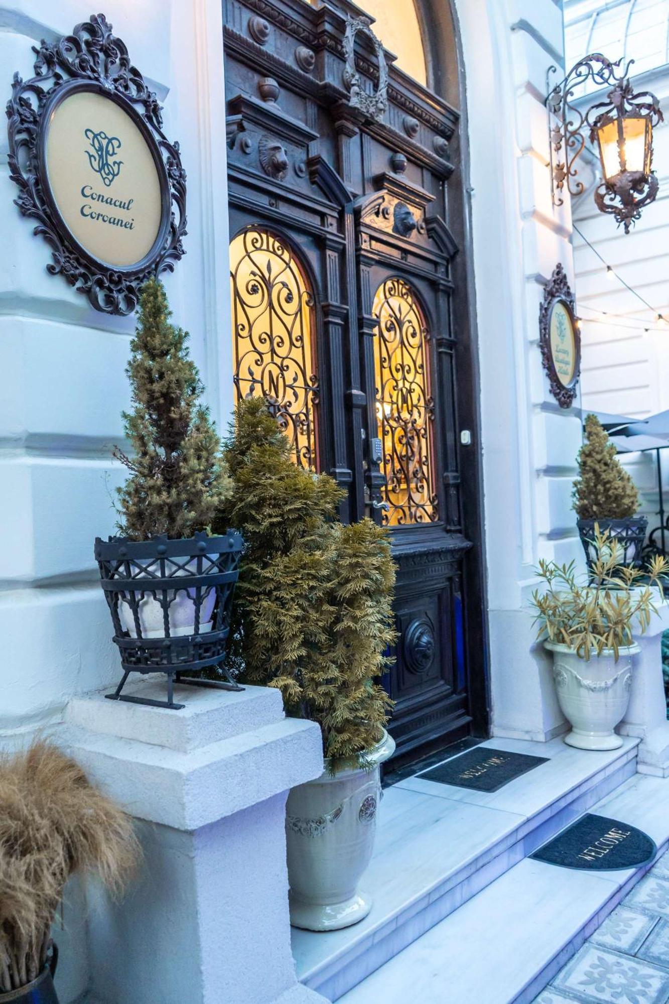 Hotel Conacul Coroanei Luxury Boutique Bucureşti