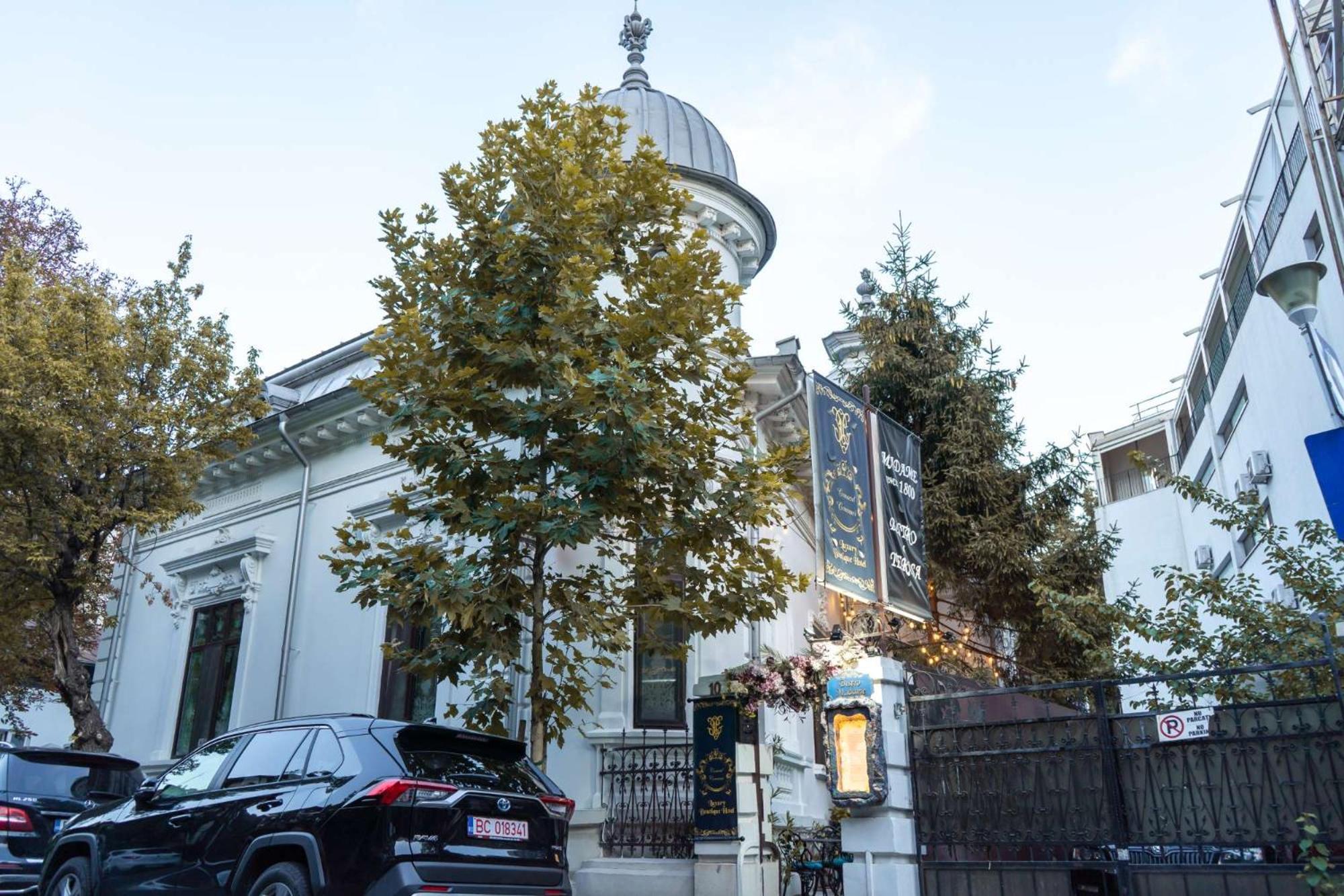 Conacul Coroanei Luxury Boutique 5* Bucureşti